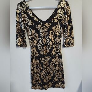 Dynamite black + gold sequin cocktail mini dress,  3/4 sleeves, stretchy